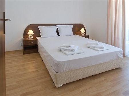 Aparthotel Lighthouse Sveti Vlas Buitenkant foto