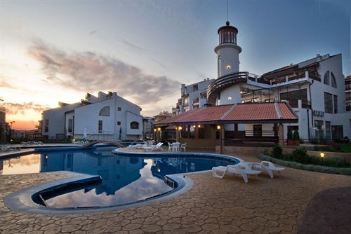 Aparthotel Lighthouse Sveti Vlas Buitenkant foto